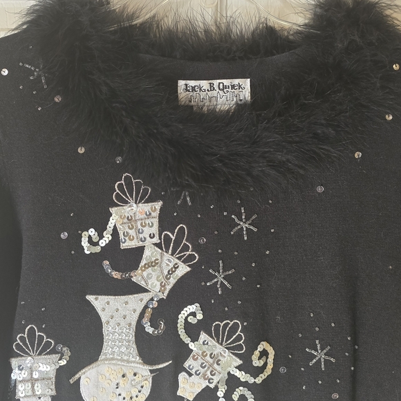 Black & White Women's Sweater with Snowman Design - Picture 2 of 7